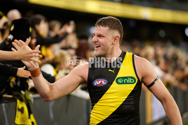 AFL 2025 Round 01 - Richmond v Carlton - A-57765015