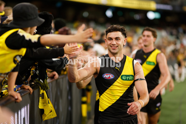 AFL 2025 Round 01 - Richmond v Carlton - A-57765018