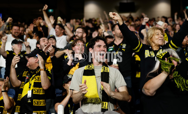 AFL 2025 Round 01 - Richmond v Carlton - A-57765814