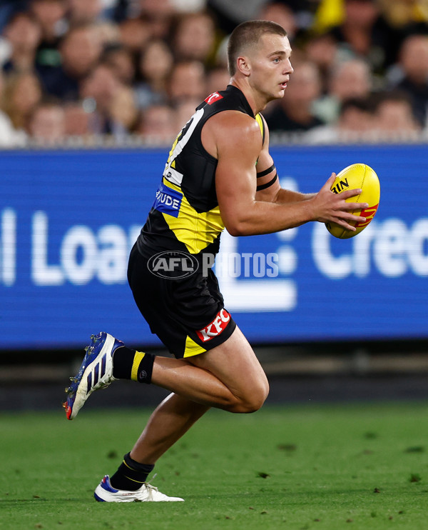 AFL 2025 Round 01 - Richmond v Carlton - A-57766928