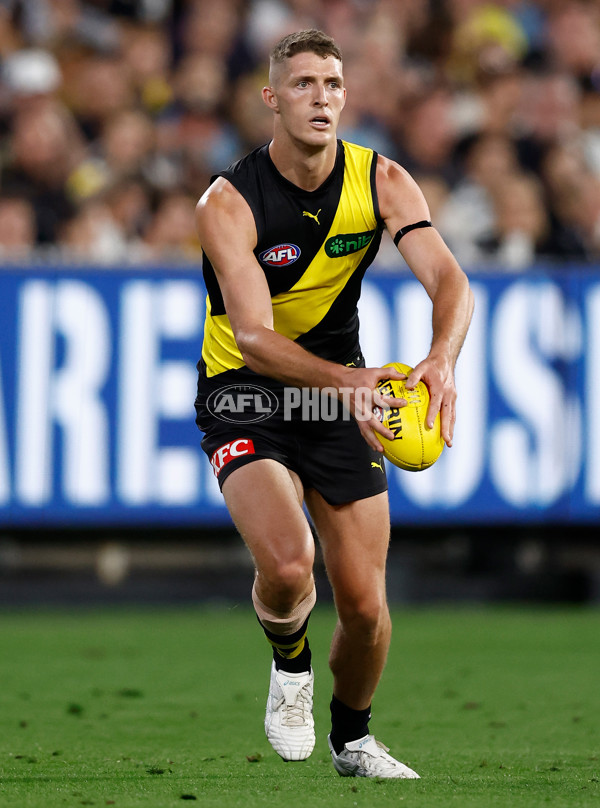 AFL 2025 Round 01 - Richmond v Carlton - A-57768717
