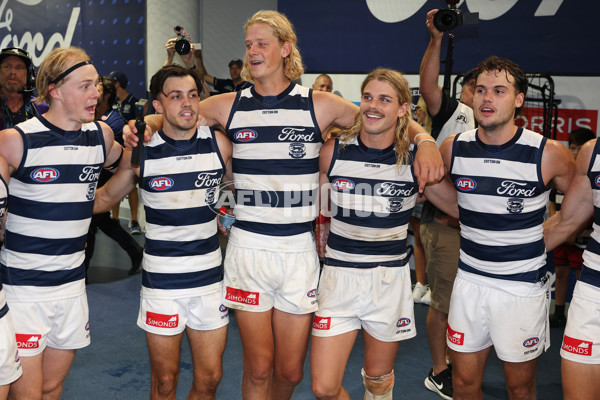 AFL 2025 Round 01 - Geelong v Fremantle - A-57795264