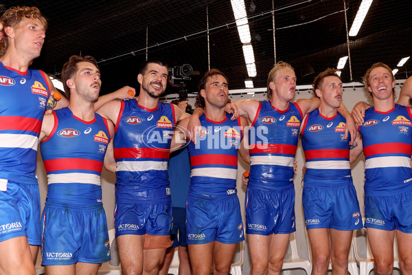 AFL 2025 Round 01 - Western Bulldogs v North Melbourne - A-57819198
