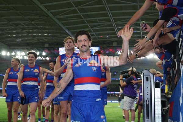 AFL 2025 Round 01 - Western Bulldogs v North Melbourne - A-57819203