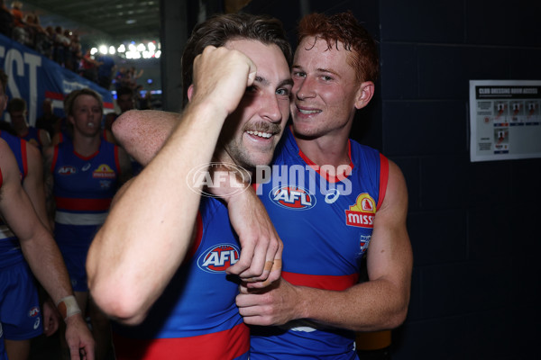 AFL 2025 Round 01 - Western Bulldogs v North Melbourne - A-57820491