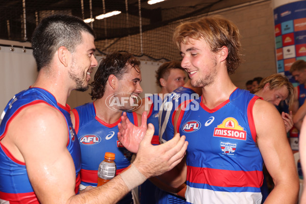 AFL 2025 Round 01 - Western Bulldogs v North Melbourne - A-57820540