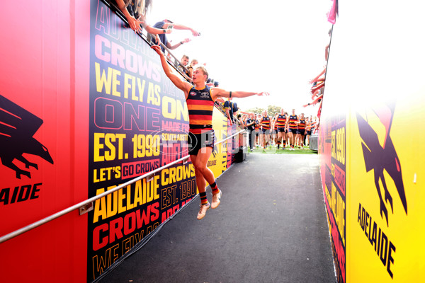 AFL 2025 Round 01 - Adelaide v St Kilda - A-57831787
