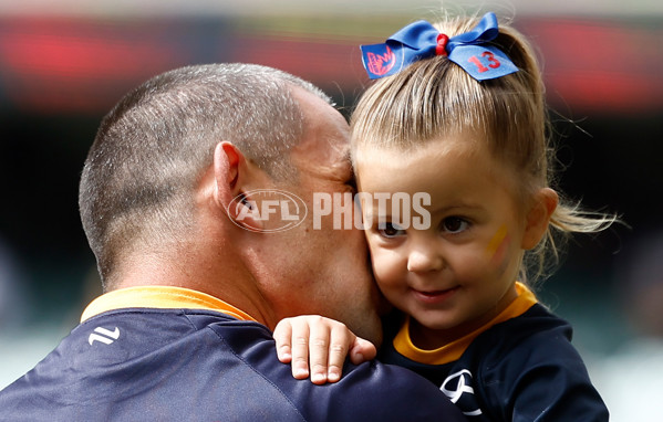 AFL 2025 Round 01 - Adelaide v St Kilda - A-57834090