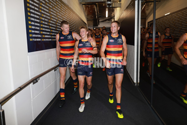 AFL 2025 Round 01 - Adelaide v St Kilda - A-57834419
