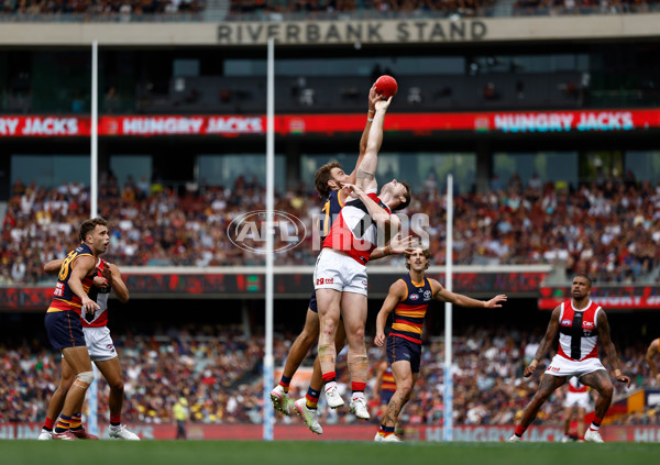 AFL 2025 Round 01 - Adelaide v St Kilda - A-57834510