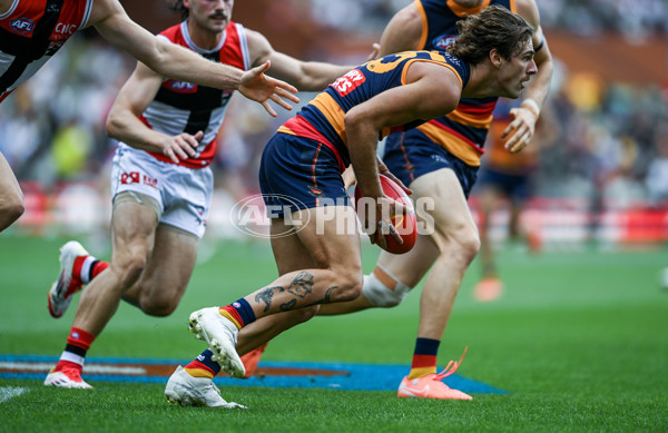 AFL 2025 Round 01 - Adelaide v St Kilda - A-57840650