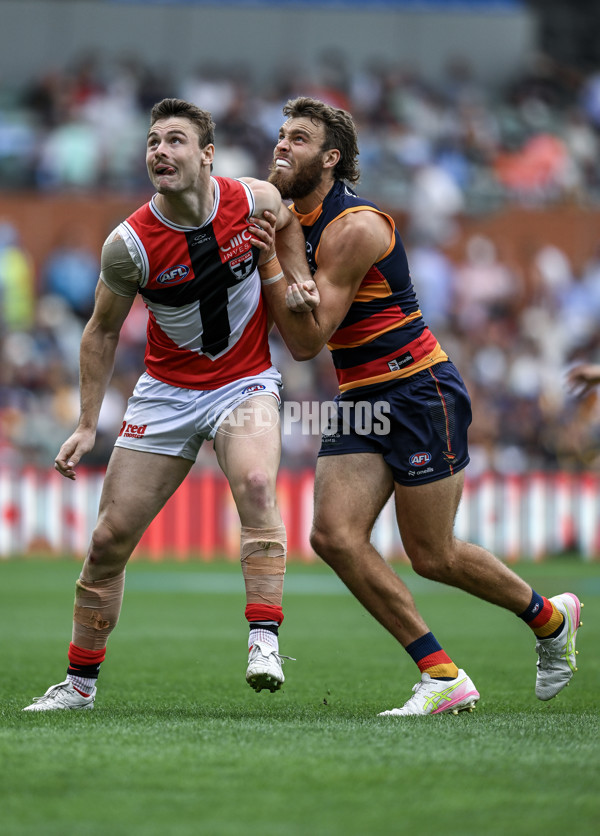 AFL 2025 Round 01 - Adelaide v St Kilda - A-57842932