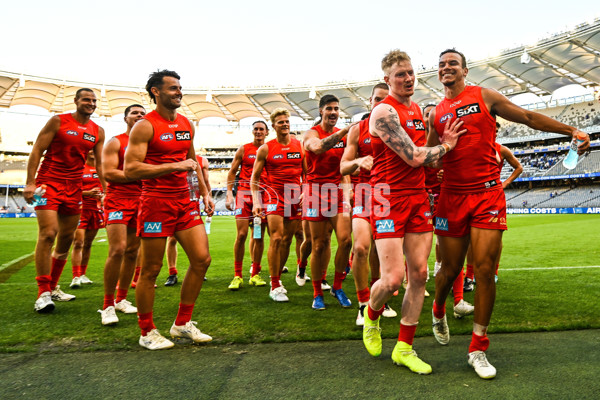 AFL 2025 Round 01 - West Coast v Gold Coast - A-57853645