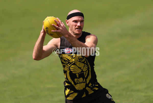 AFL 2025 Training - Richmond 190325 - A-57882337