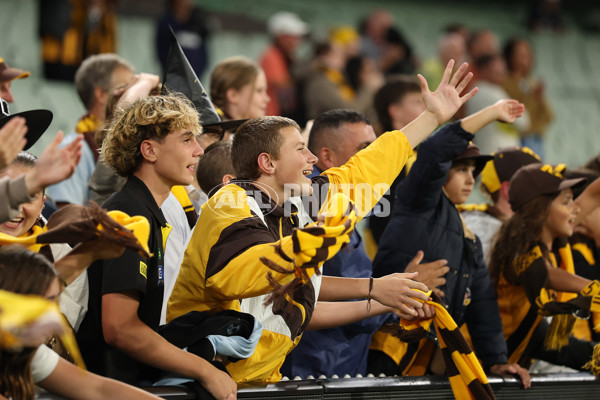 AFL 2025 Round 02 - Carlton v Hawthorn - A-57971223