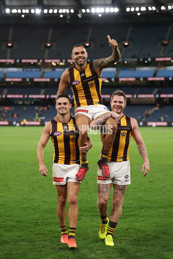 AFL 2025 Round 02 - Carlton v Hawthorn - A-57971232