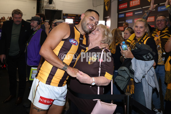 AFL 2025 Round 02 - Carlton v Hawthorn - A-57971920