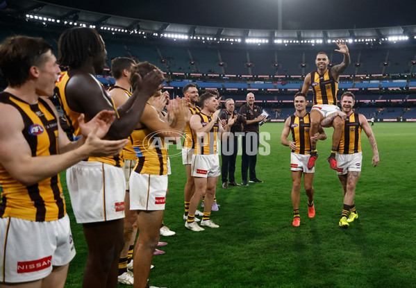 AFL 2025 Round 02 - Carlton v Hawthorn - A-57971939
