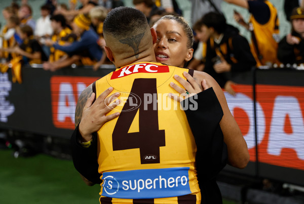 AFL 2025 Round 02 - Carlton v Hawthorn - A-57971943