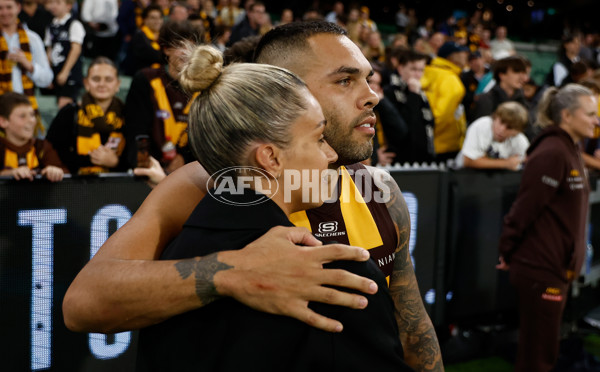 AFL 2025 Round 02 - Carlton v Hawthorn - A-57971945