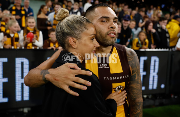 AFL 2025 Round 02 - Carlton v Hawthorn - A-57971947