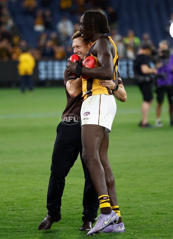 AFL 2025 Round 02 - Carlton v Hawthorn - A-57975011