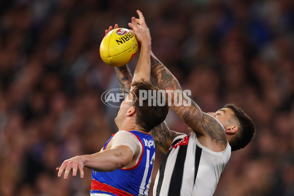 AFL 2025 Round 02 - Footscray v Collingwood - A-57982468