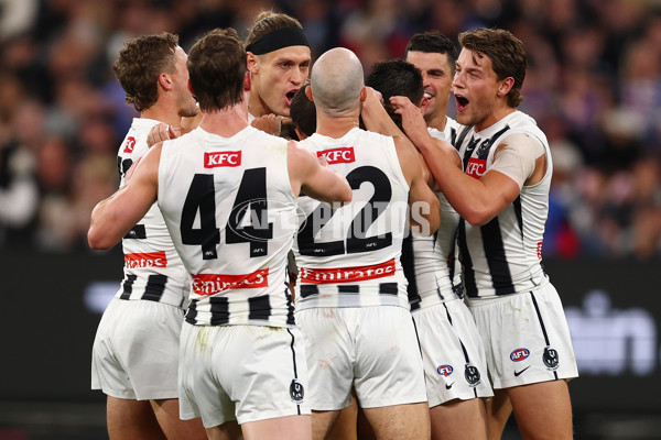 AFL 2025 Round 02 - Footscray v Collingwood - A-57982476