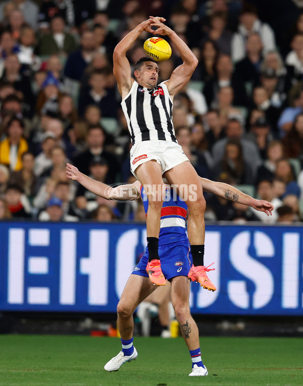 AFL 2025 Round 02 - Footscray v Collingwood - A-57982483