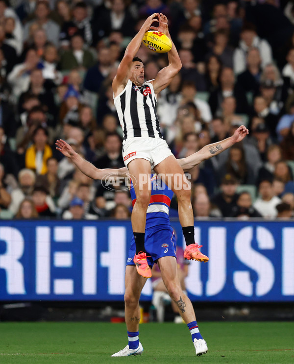 AFL 2025 Round 02 - Footscray v Collingwood - A-57984633