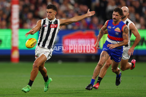 AFL 2025 Round 02 - Footscray v Collingwood - A-57984701
