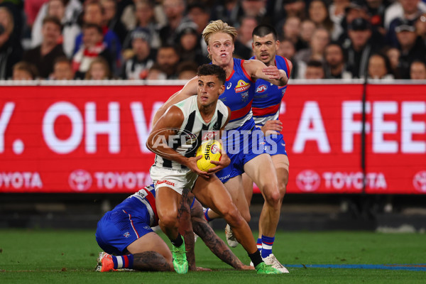 AFL 2025 Round 02 - Footscray v Collingwood - A-57985946