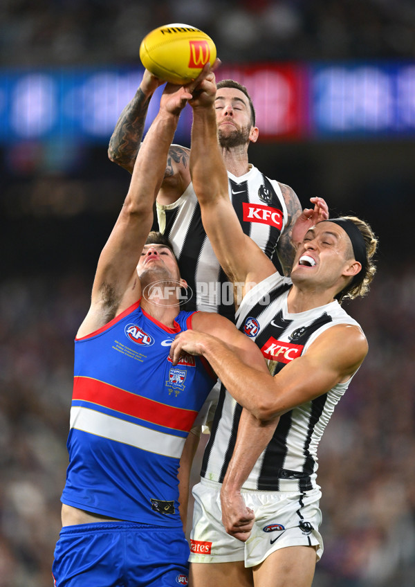 AFL 2025 Round 02 - Footscray v Collingwood - A-57985965