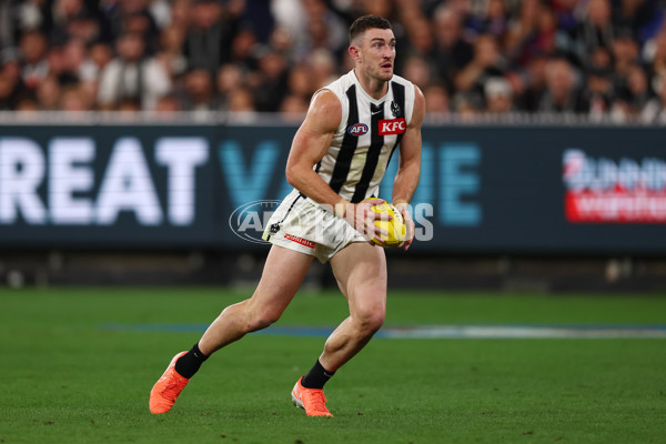 AFL 2025 Round 02 - Footscray v Collingwood - A-57985974