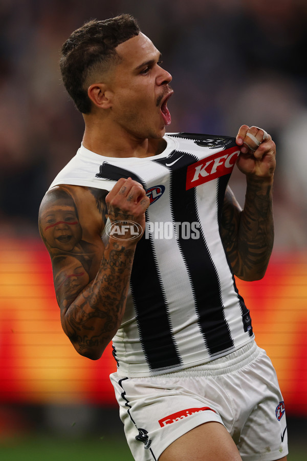 AFL 2025 Round 02 - Footscray v Collingwood - A-57987829