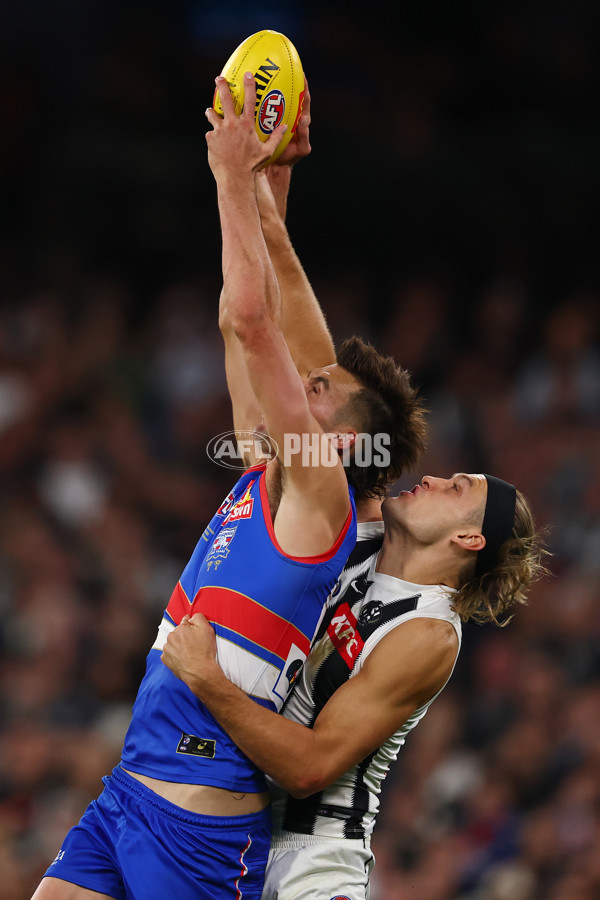 AFL 2025 Round 02 - Footscray v Collingwood - A-57988578