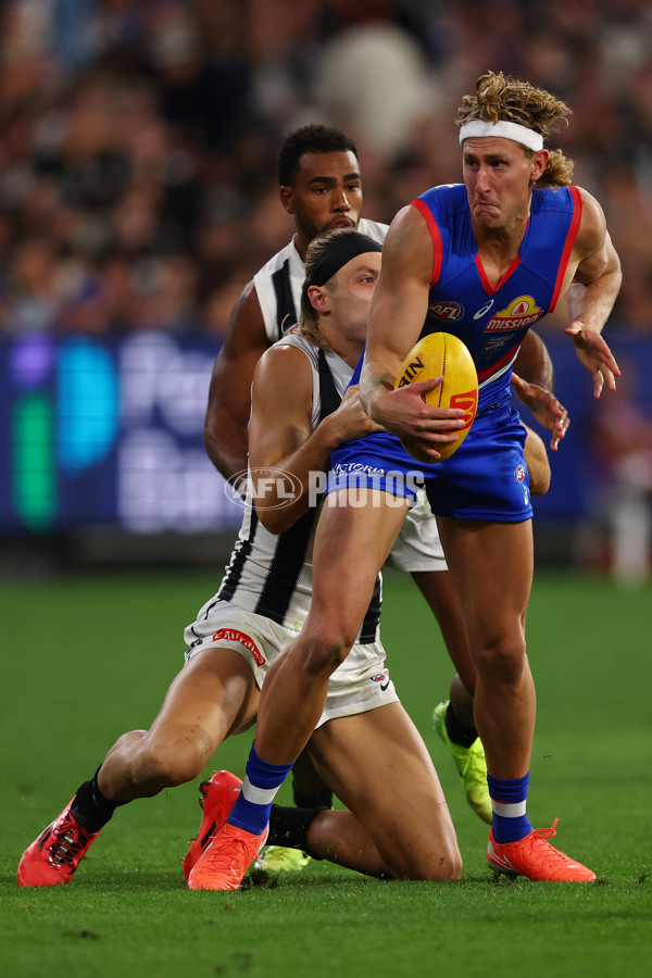 AFL 2025 Round 02 - Footscray v Collingwood - A-57988589