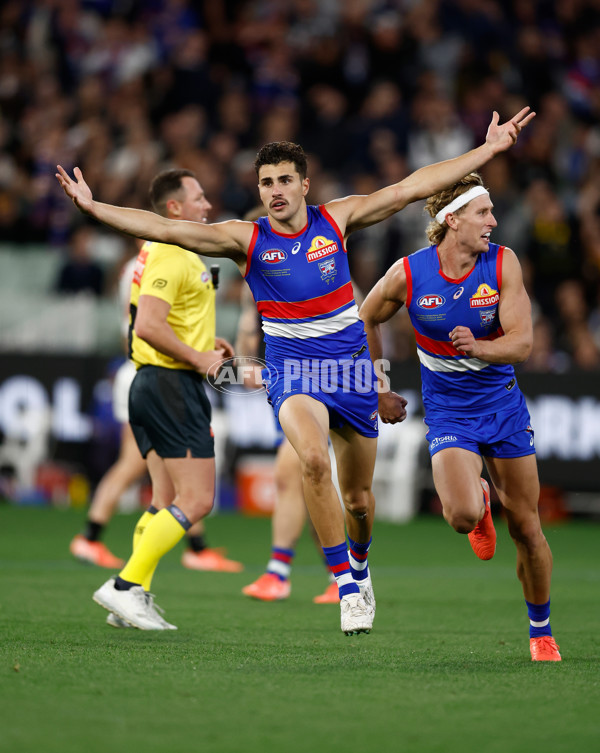 AFL 2025 Round 02 - Footscray v Collingwood - A-57988608