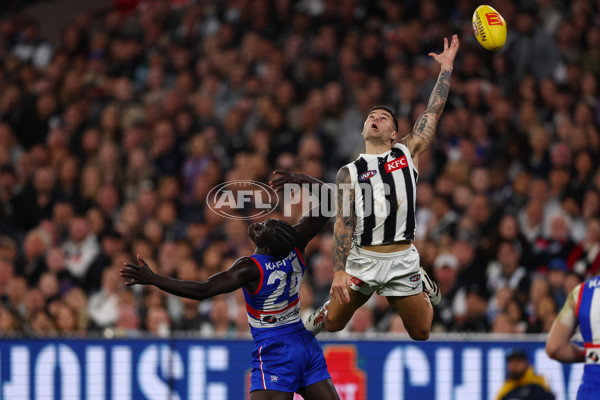 AFL 2025 Round 02 - Footscray v Collingwood - A-57988621