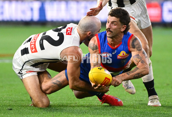 AFL 2025 Round 02 - Footscray v Collingwood - A-57988624