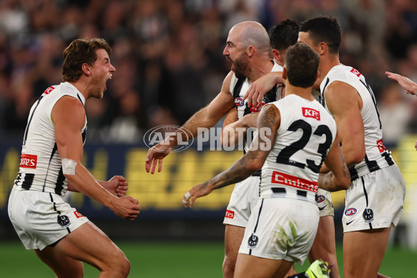 AFL 2025 Round 02 - Footscray v Collingwood - A-57988632