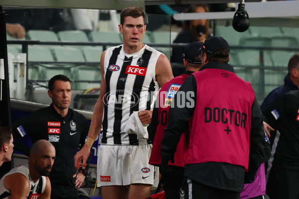 AFL 2025 Round 02 - Footscray v Collingwood - A-57990675