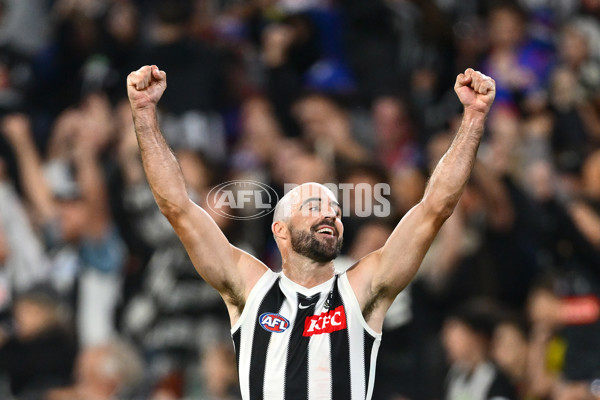 AFL 2025 Round 02 - Footscray v Collingwood - A-57991888