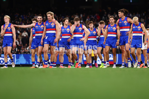 AFL 2025 Round 02 - Footscray v Collingwood - A-57991903