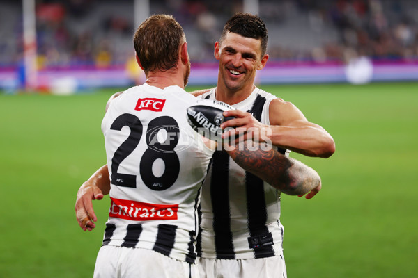 AFL 2025 Round 02 - Footscray v Collingwood - A-57991917