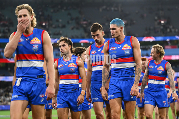 AFL 2025 Round 02 - Footscray v Collingwood - A-57991940