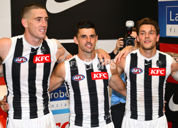 AFL 2025 Round 02 - Footscray v Collingwood - A-57991962
