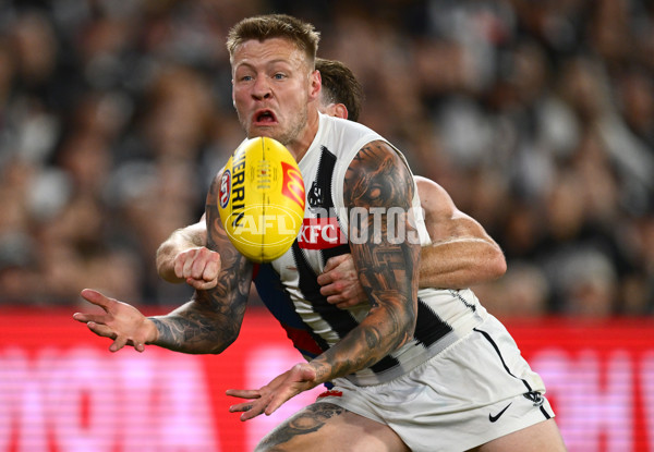 AFL 2025 Round 02 - Footscray v Collingwood - A-57991966
