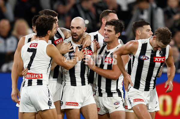 AFL 2025 Round 02 - Footscray v Collingwood - A-57993724