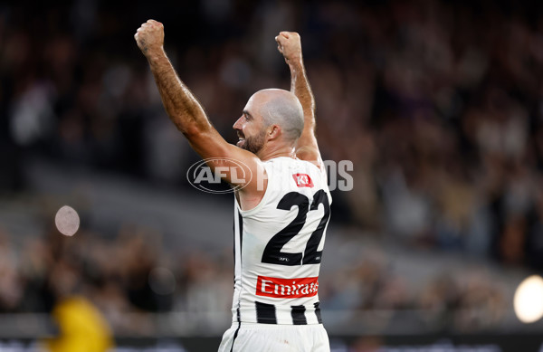 AFL 2025 Round 02 - Footscray v Collingwood - A-57993728